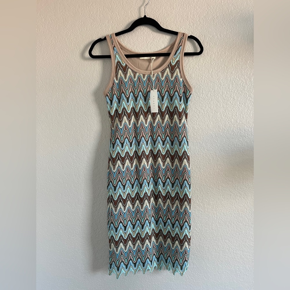 NWT STARK X  Serena Dress. Size S - Picture 6 of 13